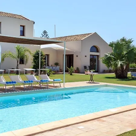 Casale By Posarellivillas וילה *